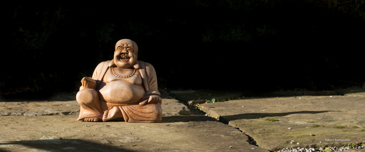 Chinesischer-sitzender-Buddha