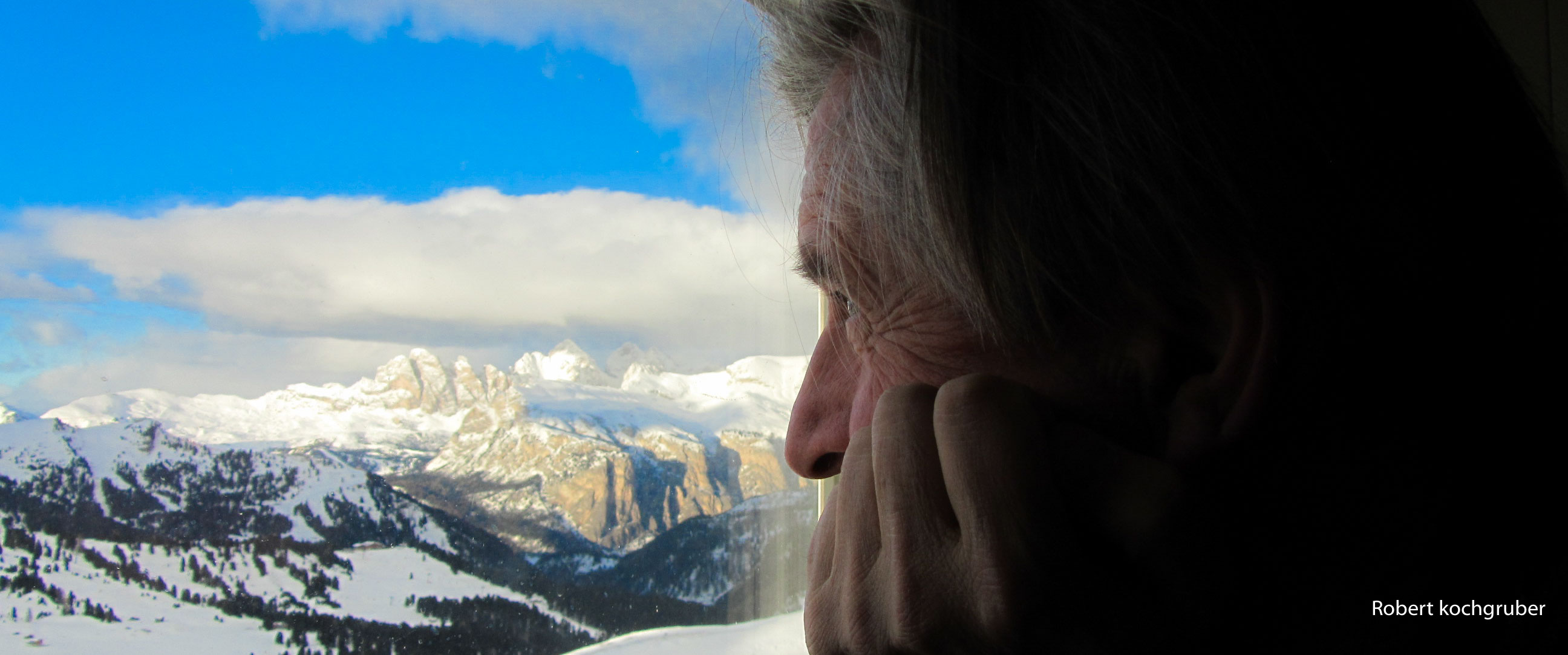 sellajoch-expeditionsmobil-winter-dolomiten